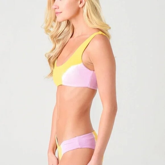 L*Space Lizzy Tie Dye Diagonal Sunburst Bikini Top NWT Size Large - Picture 7 of 15